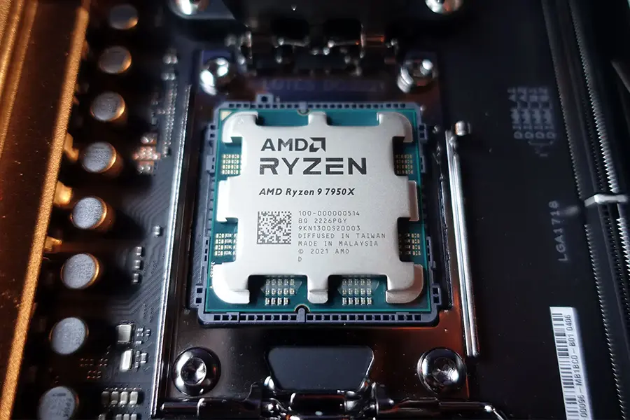 AMD Ryzen 9 9950X3D